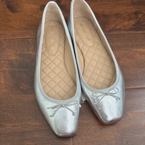 Veronica Beard Silver Loafers with Quilted Comfort